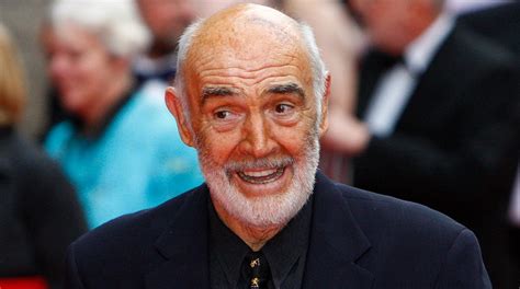 is sean connery still living.